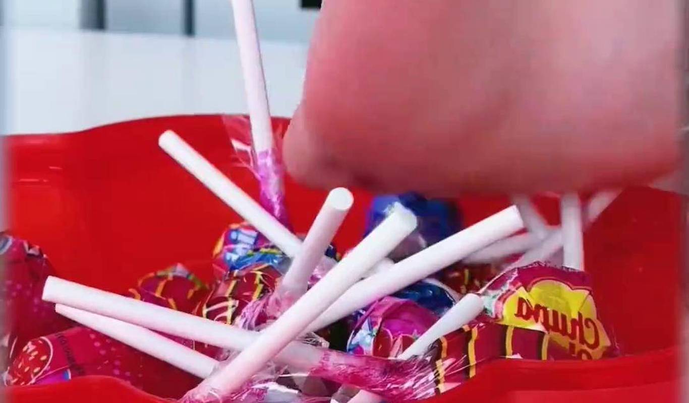 糖果 吃糖果 吃糖果视频大全儿童 棒棒糖