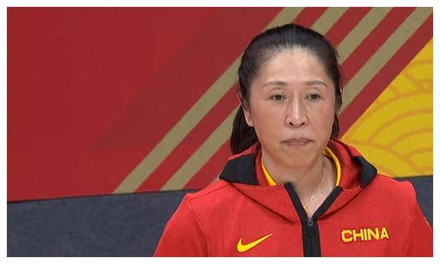 中国女篮大胜新西兰，韩旭全中砍下21分，李梦14分助攻