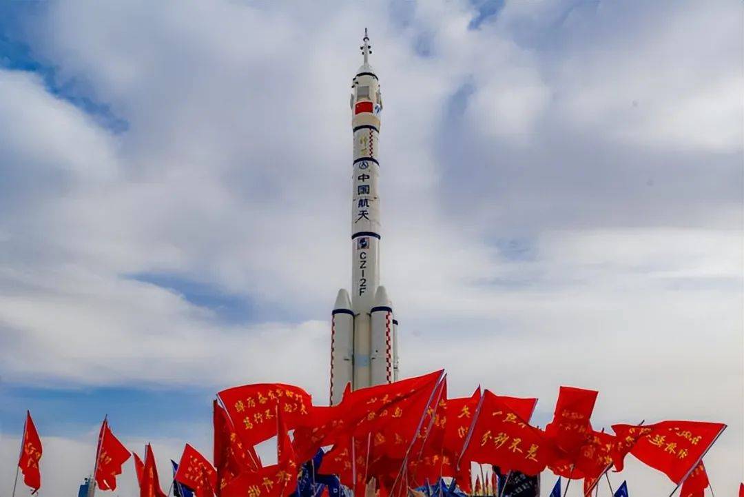 原创“超精准”的神舟十五号降落背后的技术考验！