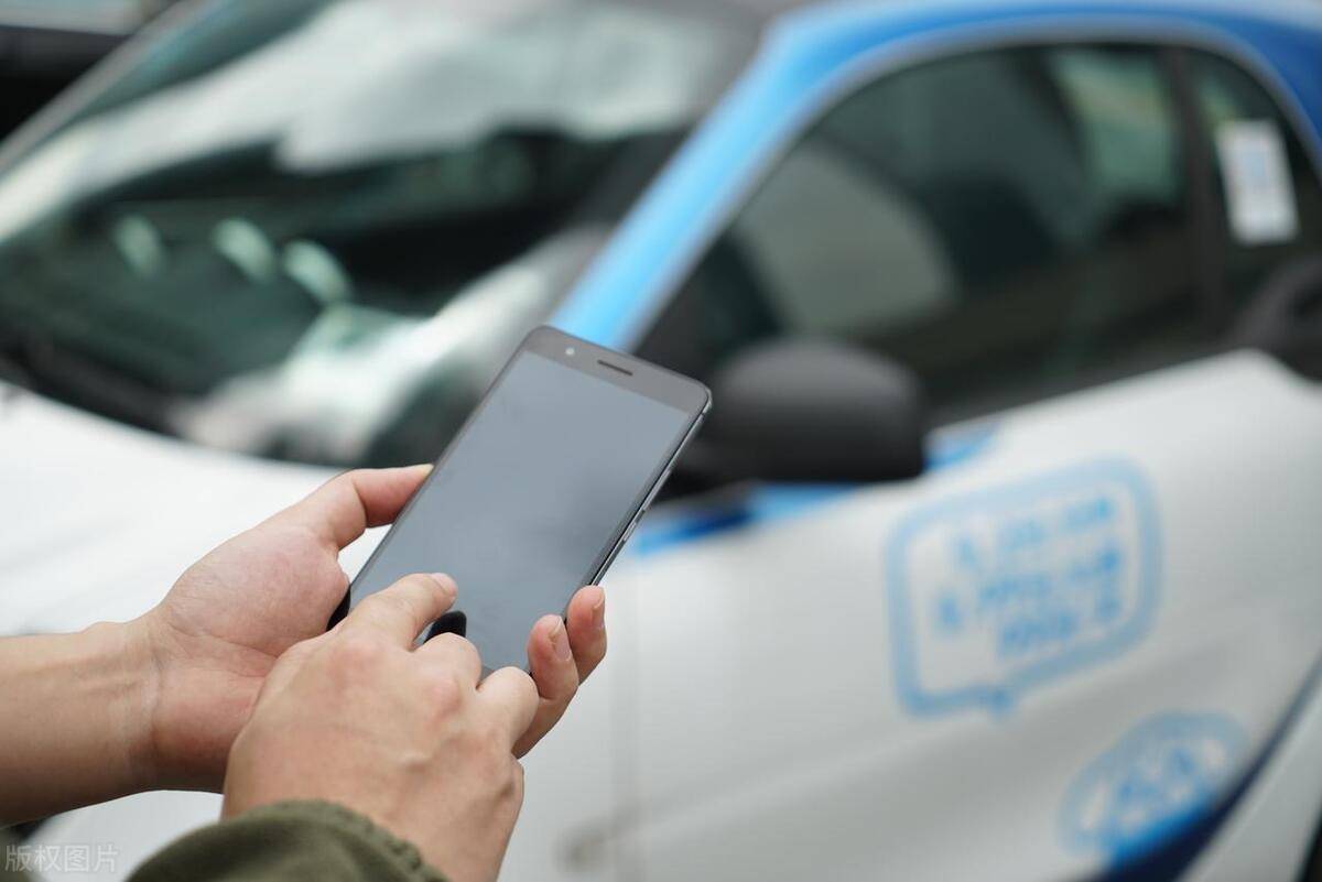 哪些出行平台提供拼车、顺风车服务?