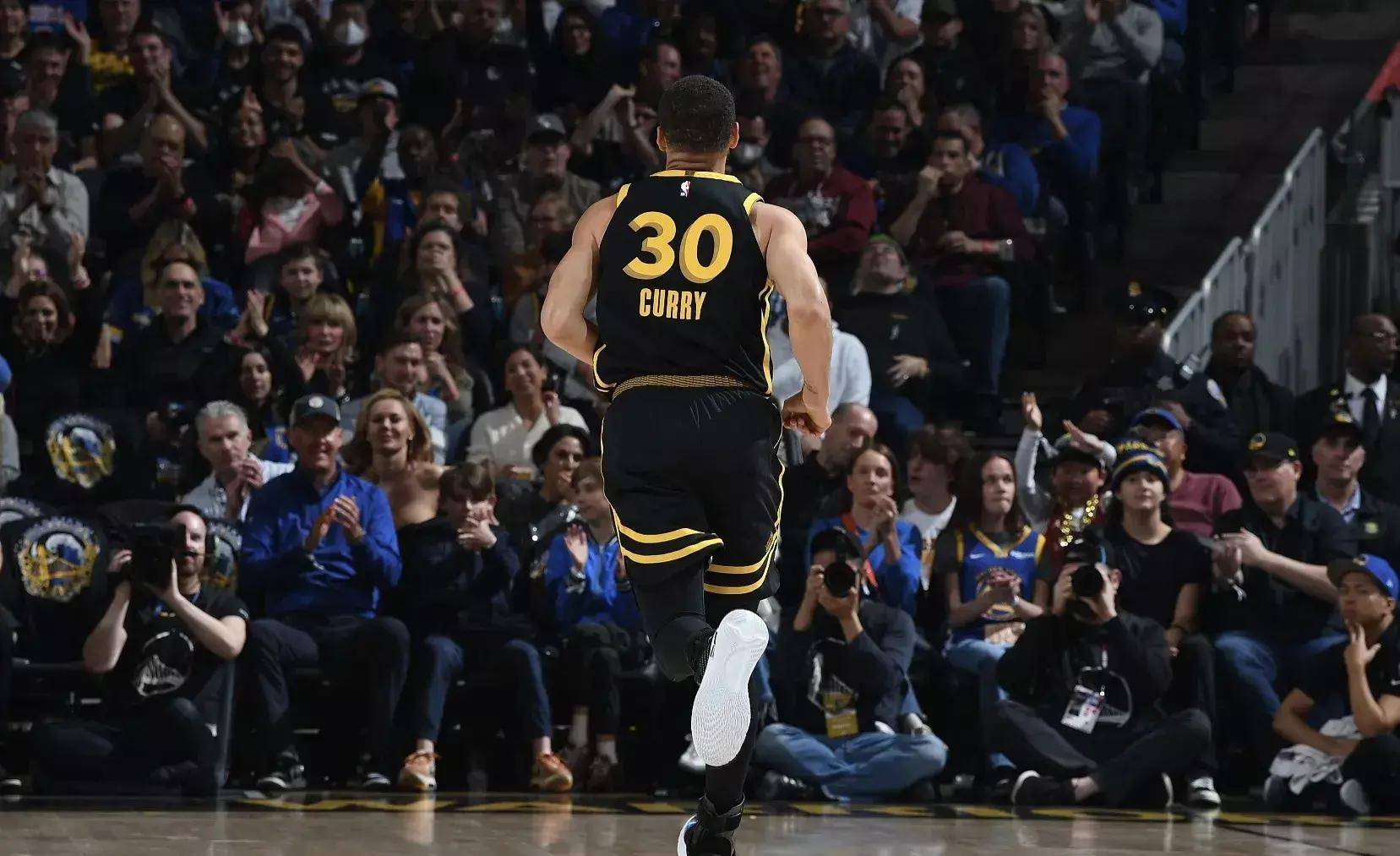 原创一夜3大NBA消息！哈登伤情更新，杜兰特正式表态，库里霸气发声