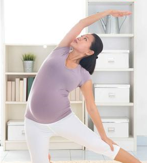 孕妇孕晚期做瑜伽好吗？告诉你孕晚期做瑜伽运动的伤害