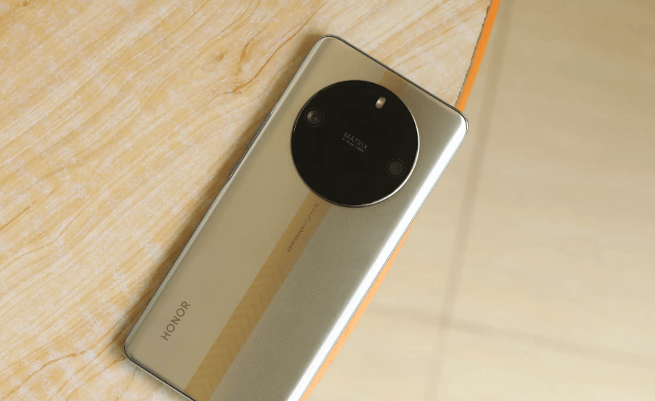 星辰影院：2024全年资料免费大全-小米 Redmi Turbo 3 手机全系降价 100 元，已购用户保价