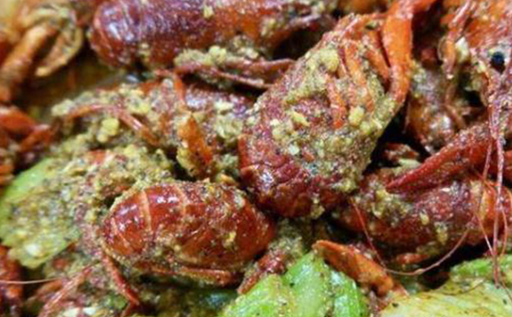 吃小龙虾的鼻祖竟然是美国土著！但是他们的吃法实在是弱爆了！