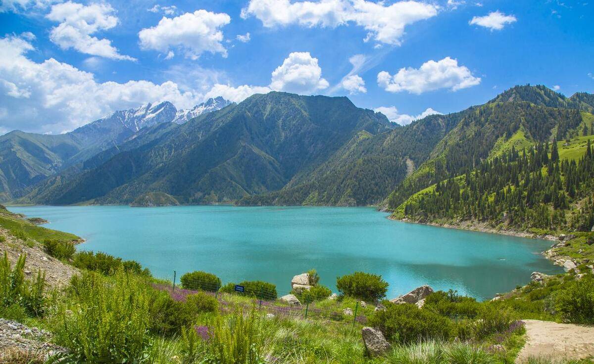等你好久了，新疆独库公路六月一日通车，这条景观大道该怎么玩