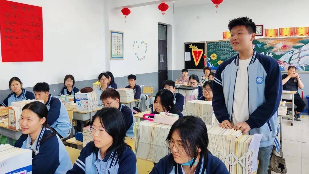 中国文化公园：正宗香港精准一笑一码-13岁小女孩叛逆怎么教育？专家老师教你8招