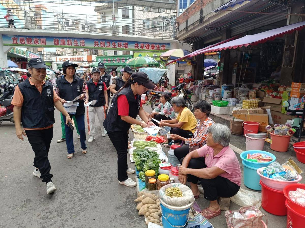 中国市场监管新闻网 🌸2024澳门正版精准资料🌸|健康科普进校园｜为学生免费口腔检查 护牙健齿保健康  第2张