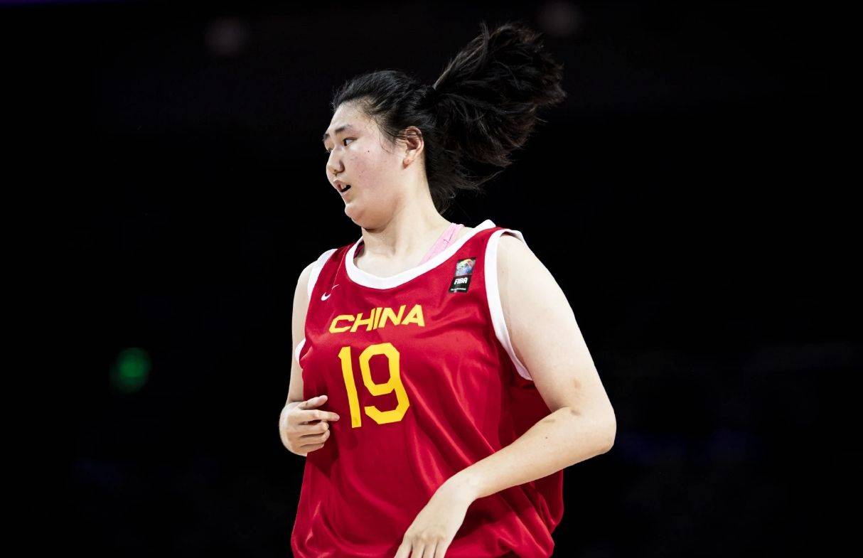 中国女篮第十七次夺得U18亚洲冠军，张子宇砍下42分，获得赛事MVP