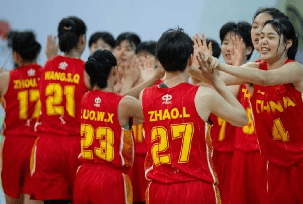 恭喜！中国女篮战胜法国，首次获得世锦赛冠军