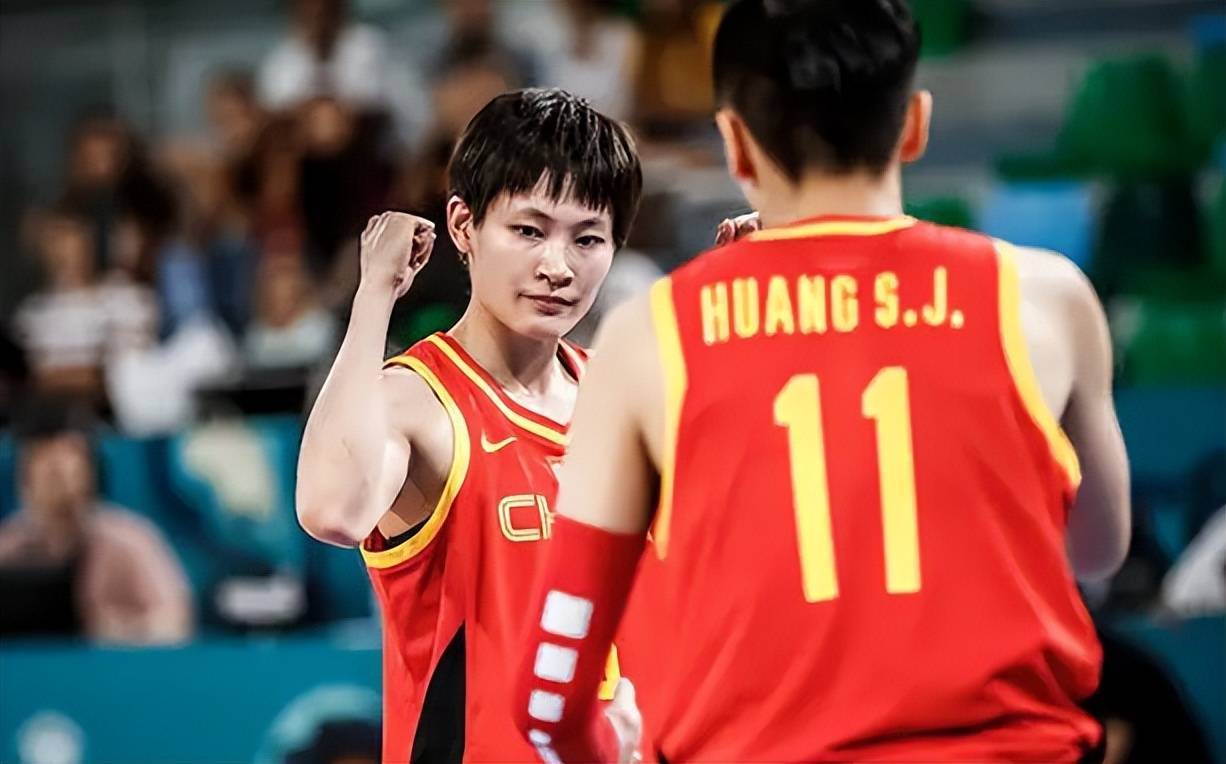 中国女篮28分劣势再负澳大利亚女篮！全场失误高达23次，对此如何解读