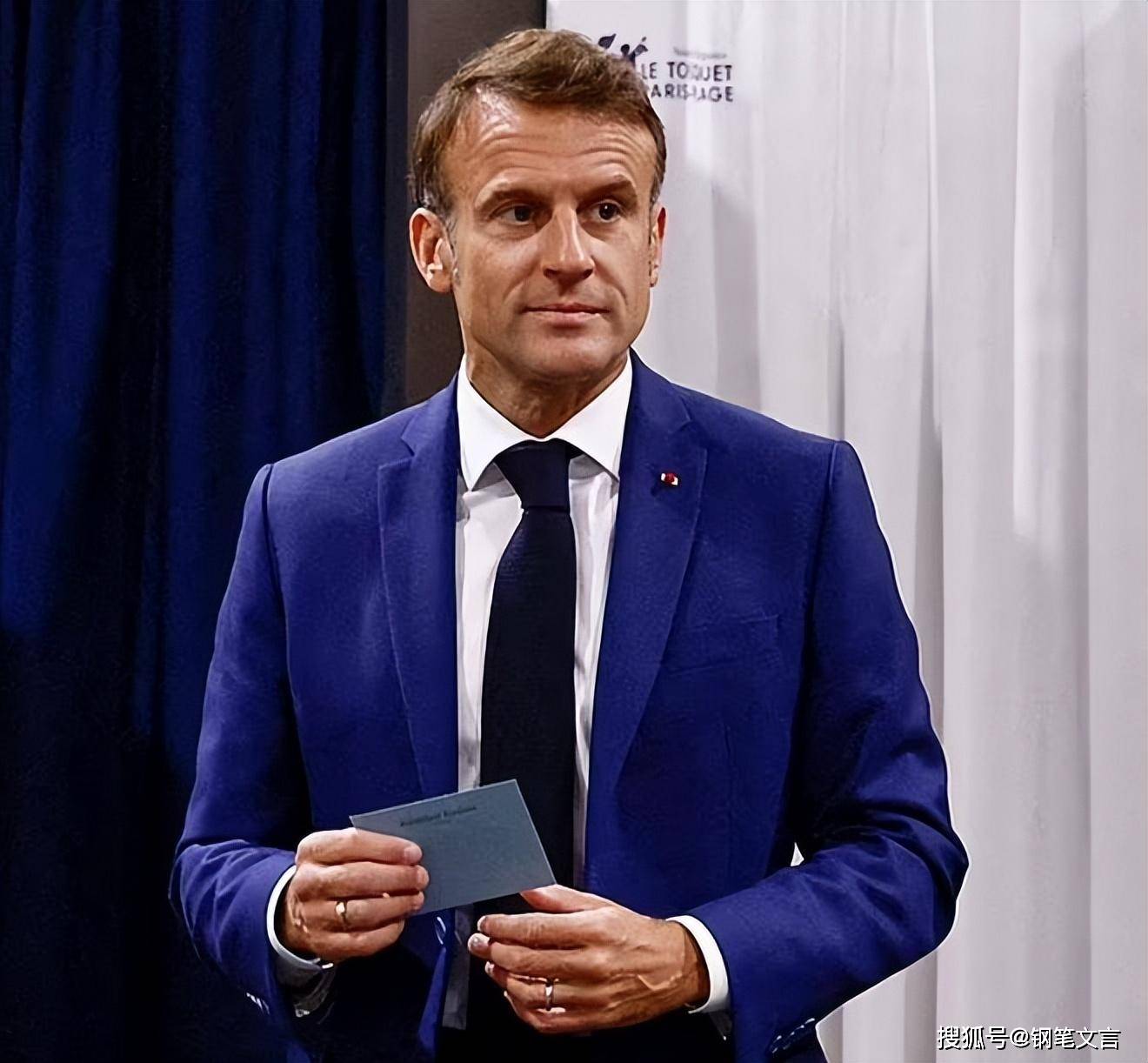 原创疯了，法国巴黎爆发骚乱：马克龙这次是不是赌输了