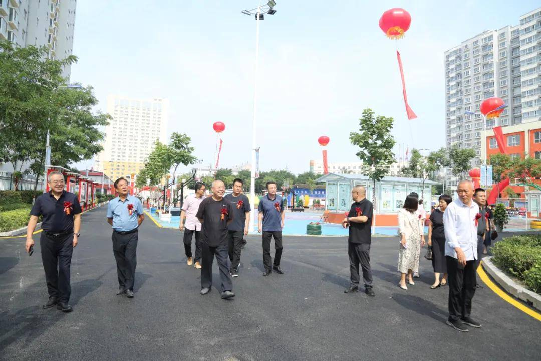 优酷：管家婆一肖一码100%中中-家长建议取消“中小学礼服” 深圳市教育局及时回应