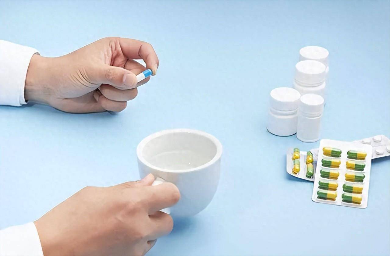 担心抗抑郁药物的副作用？情绪较好后可自行停药吗？