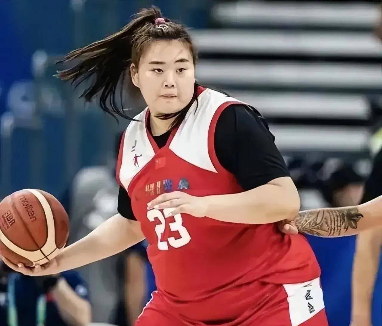 一意孤行!女篮12人大名单彰显无奈和忧虑,这到底是为什么呢?-女篮12个人都打什么位置