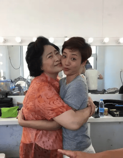 张龄心：和丈夫坚持丁克18年愁坏婆婆，35岁意外得子全家乐开怀