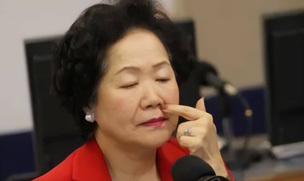 原创黎智英被审讯，暴露了陈方安生内幕，她还有多远？
