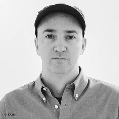 划时代同框 珍藏传奇经典 优衣库KAWS+Warhol合作系列UT传奇上新