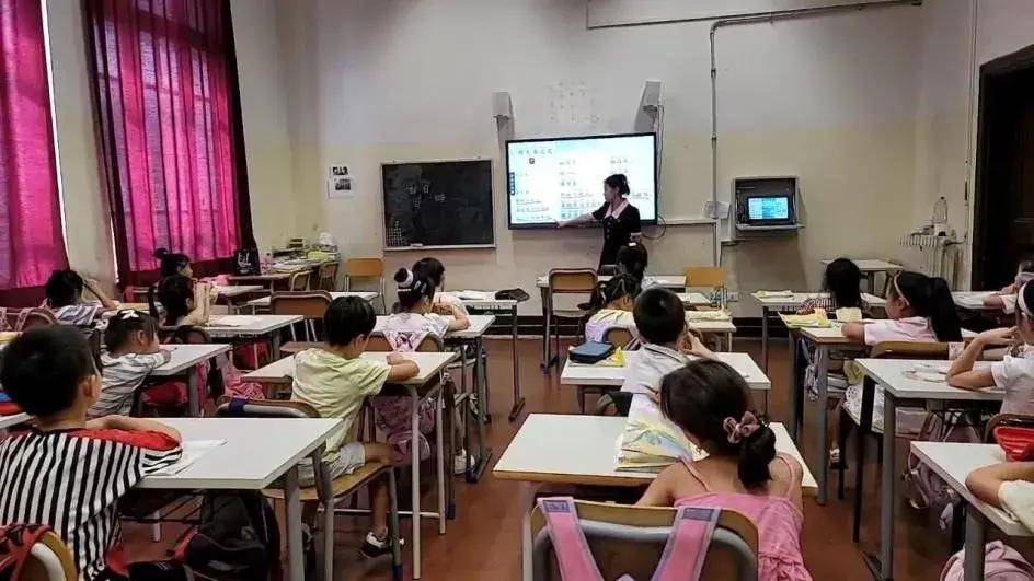 腾讯视频：二四六香港管家婆生肖表-“传承国学 践行国学” 大足区举办传统文化教育活动