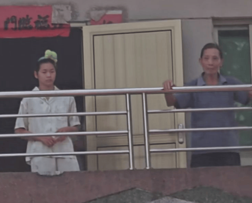 睡觉被粉丝吵醒?全红婵回家比训练还要辛苦:婵宝很累 一脸无助!
