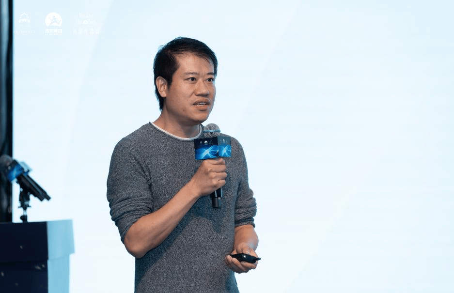 总裁张航，西安沉浸奇观电影科技有限公司ceo冯博就xr电影发展展开分享。