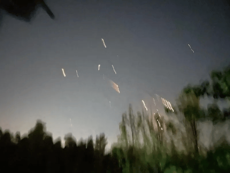 报复来的太快了！不到24小时，大批火箭弹从天而降，以色列急了