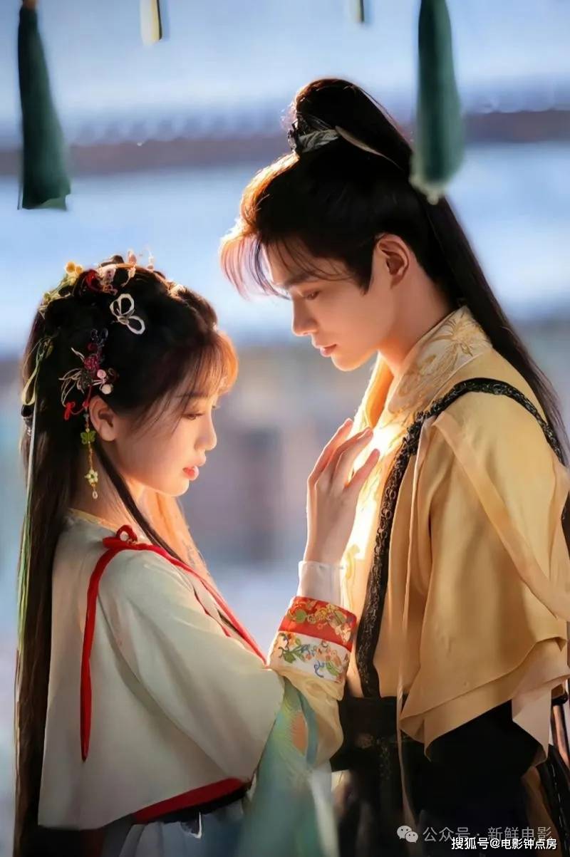 原创            全网热度最新排行，《白夜破晓》第2，《永夜星河》霸榜！（破晓电影在线观看2021）