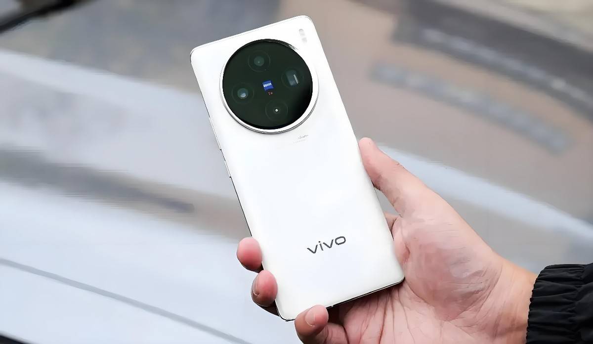 原创             vivo不讲武德，16GB+512GB跌至3359元，230万跑分+100倍变焦