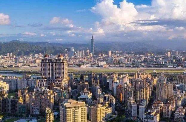 “台独”终于怕了！凌晨6点，47架次军机“围台”，轰动全球舆论