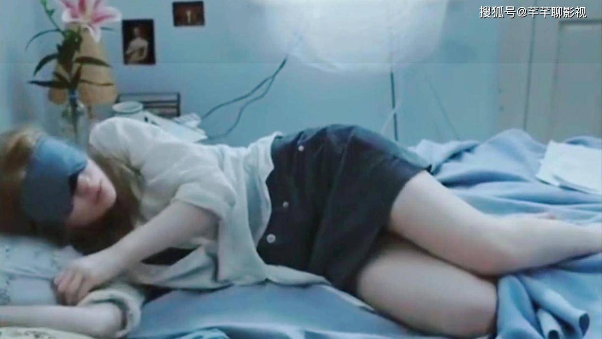 女大学生一晚收费1w，干什么都行，不怀孕就好，甘愿沦为富人的玩物