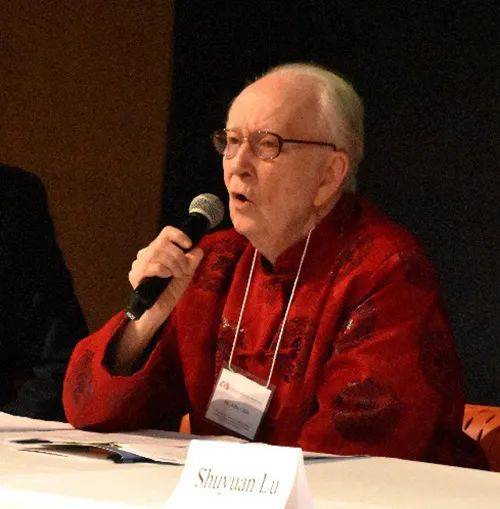 鲁枢元：悼念亲爱的柯布老人