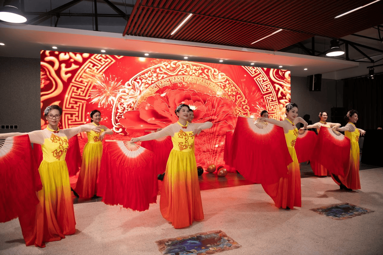 爱度锦瑟 天下华章——2025年爱天下艺术团新春联欢会成功举办
