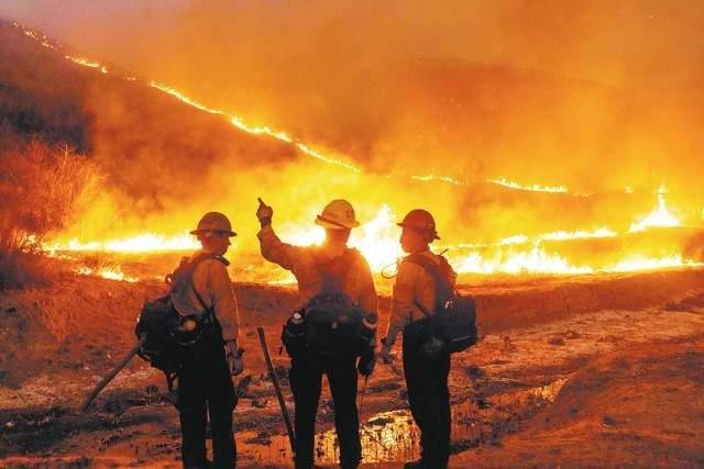 “旧金山”烧没了？美突传重磅噩耗！上万民众紧急撤离，局势压不住了