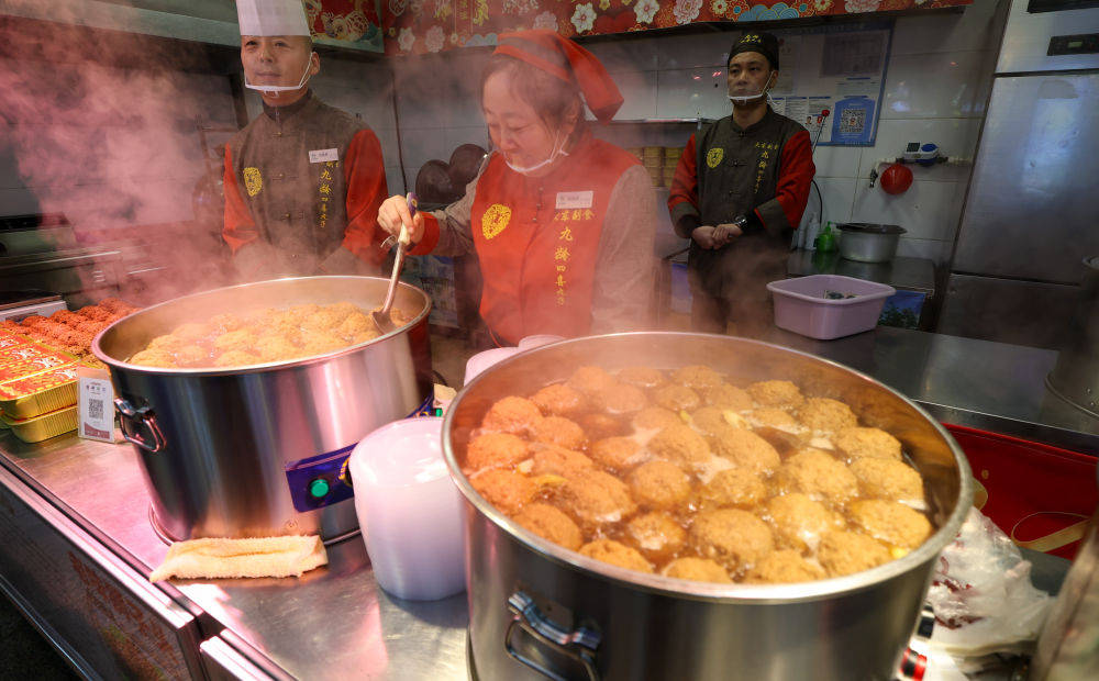 第1视点｜来这里，感受节日市场脉动