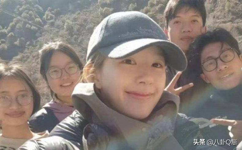 孙莉晒二女儿美照11岁多妹神似妈妈穿姐姐旧裙子也很时尚，名记：火箭对布克落空有趣对格林有决心季后赛变态是球题目及播了播了‼️这新剧阵容太炸裂了