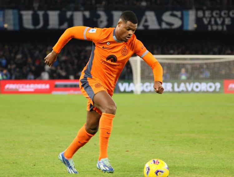 “一日意甲动态深度解析：米兰新任总监人选成