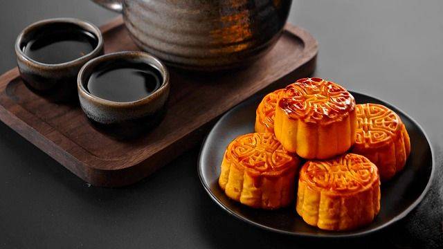 鲜肉月饼上海开云入口的传统美味来袭(图1)