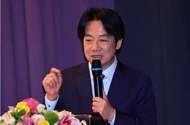 美日挺台，解放军锁定5大港口，有大动作？赖清德3条逃亡路线曝光