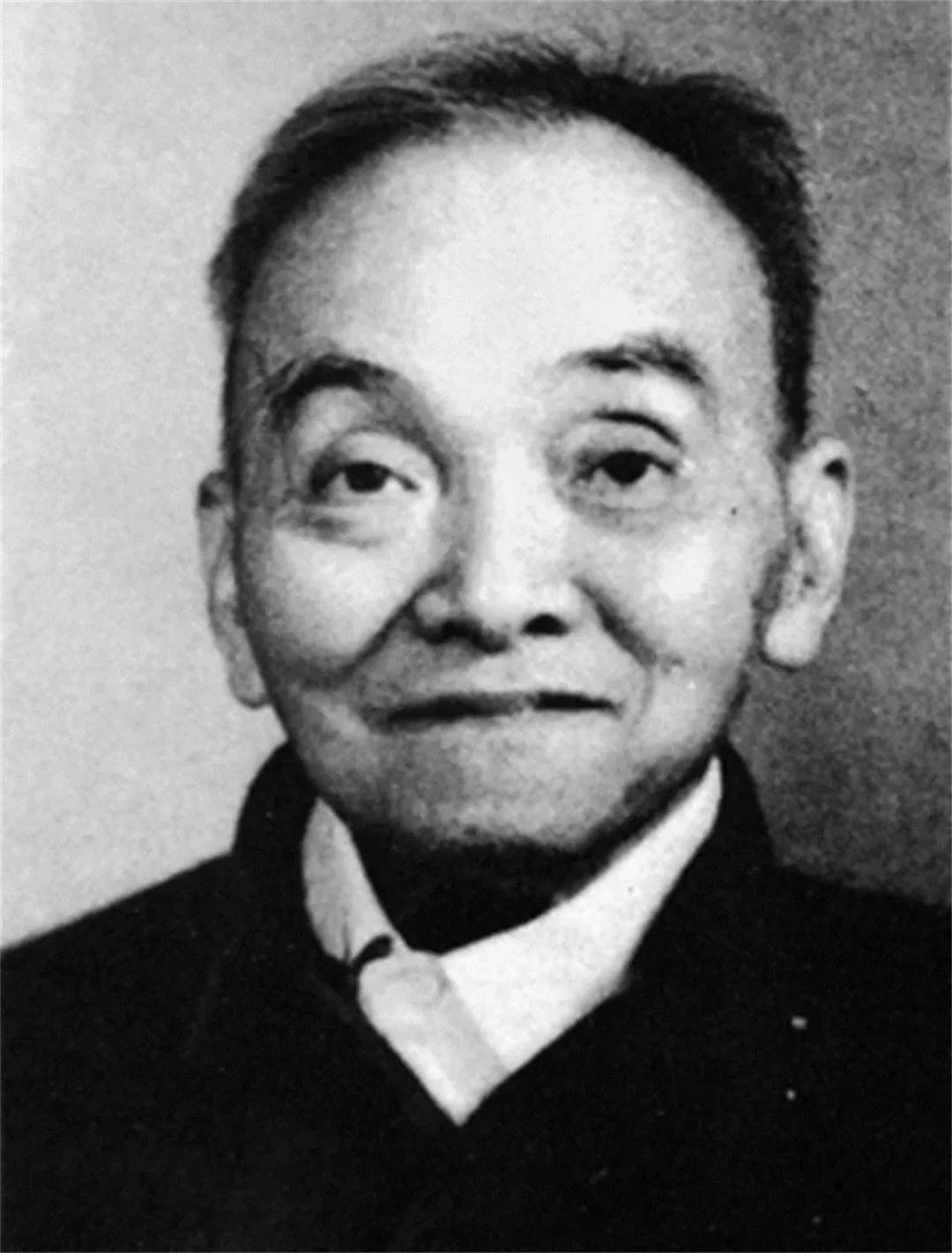 必一运动入口他潜伏19年官职远在毛人凤之上暴露后仅用一块木板逃走(图2)