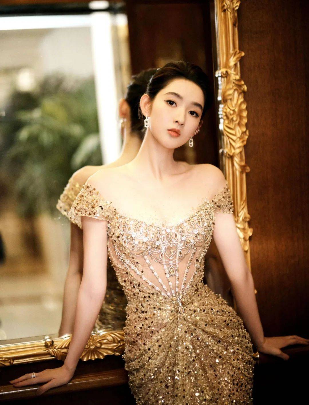 十大没能走红的美女演员！各个高颜值风情万种性感火辣
