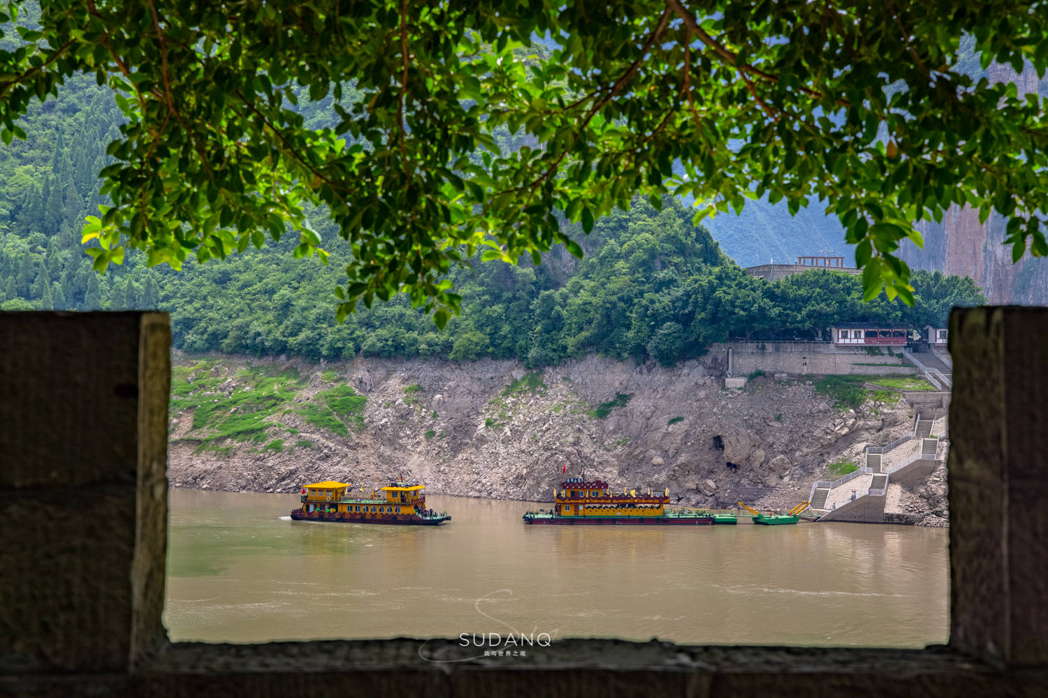 跟着李白游重庆白帝城，幻想“千里江陵一日还”，却被夔门震撼到
