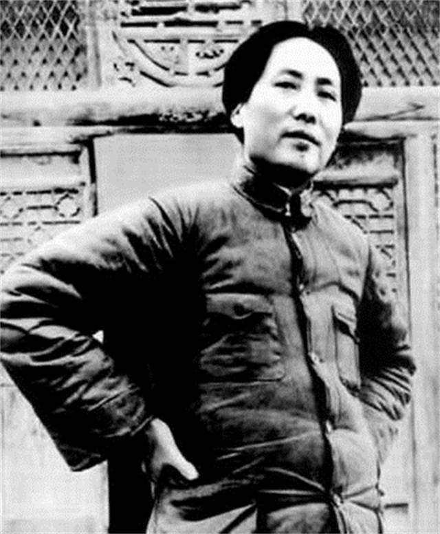 PG电子app1935年红军飞夺泸定桥敌人为何不将铁索炸断？刘文辉：我才不傻(图14)