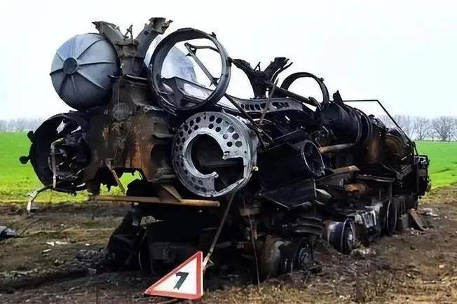印军S400操作员确认身亡，莫迪刚打卡摆拍，印媒曝猛料证实巴战果