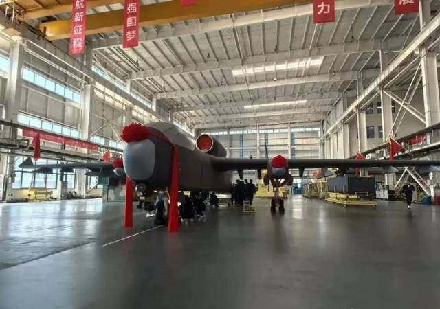 中国九天无人机将首飞，1架顶20枚爱国者，美军连夜改作战手册？