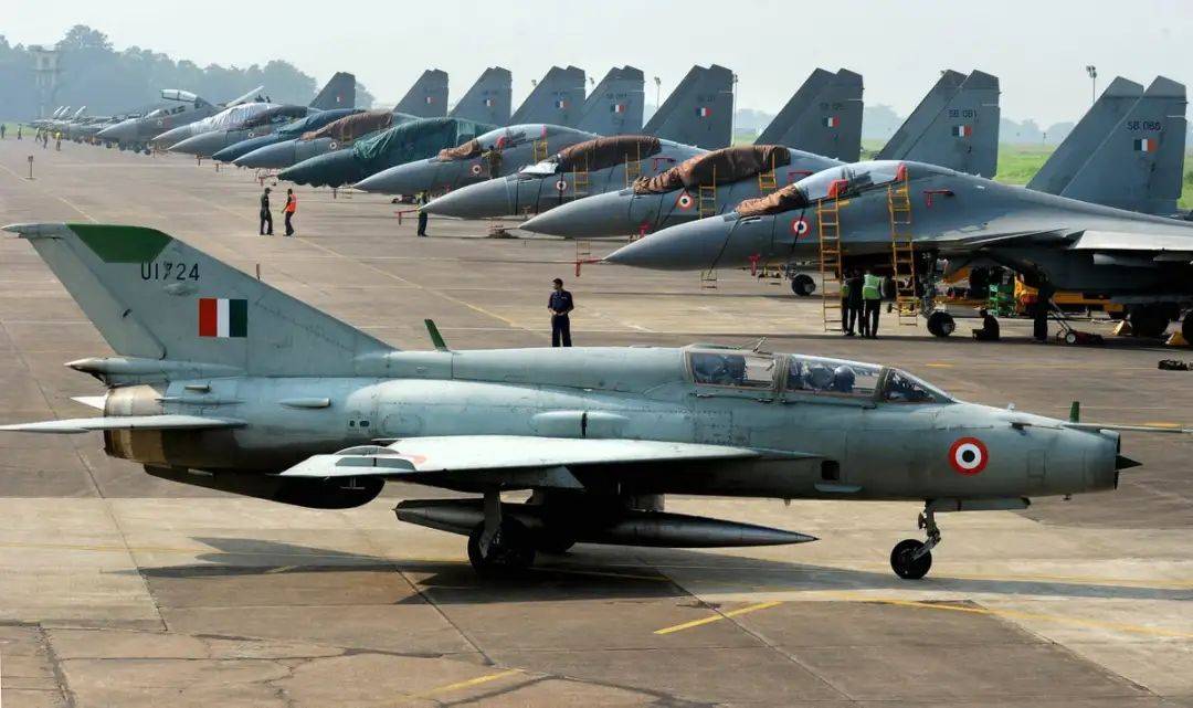 中国空军崛起打破中印空中较量！印度霸权能否挺住时代风暴？