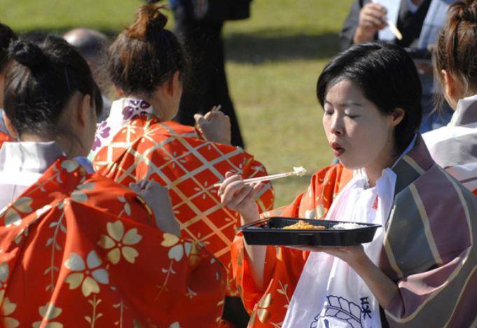 原创             为何大批日本人决意离开上海，踏上归国路，你知道其中缘由吗？