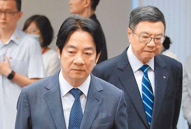 台湾亮出两个大动作，为赖清德逃跑做准备？解放军三招锁死