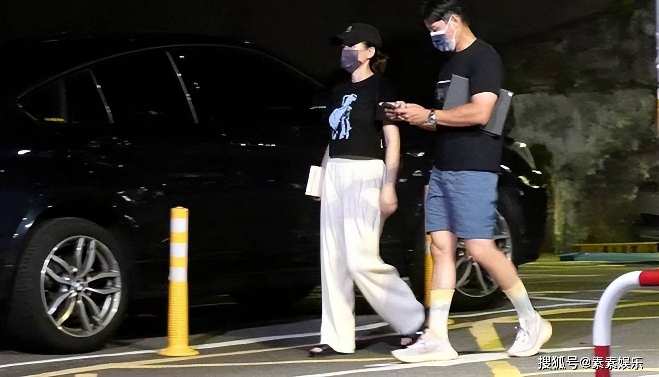 原创              陈乔恩确诊盲肠炎，手术在肚子上打3个洞，切除部位令人心疼
