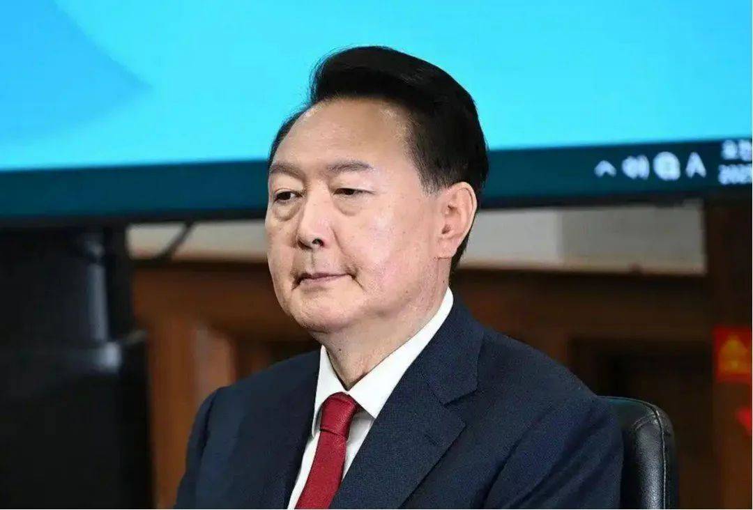 对中朝交底后，李在明支持率暴跌，一匹黑马杀出，释放信息量大