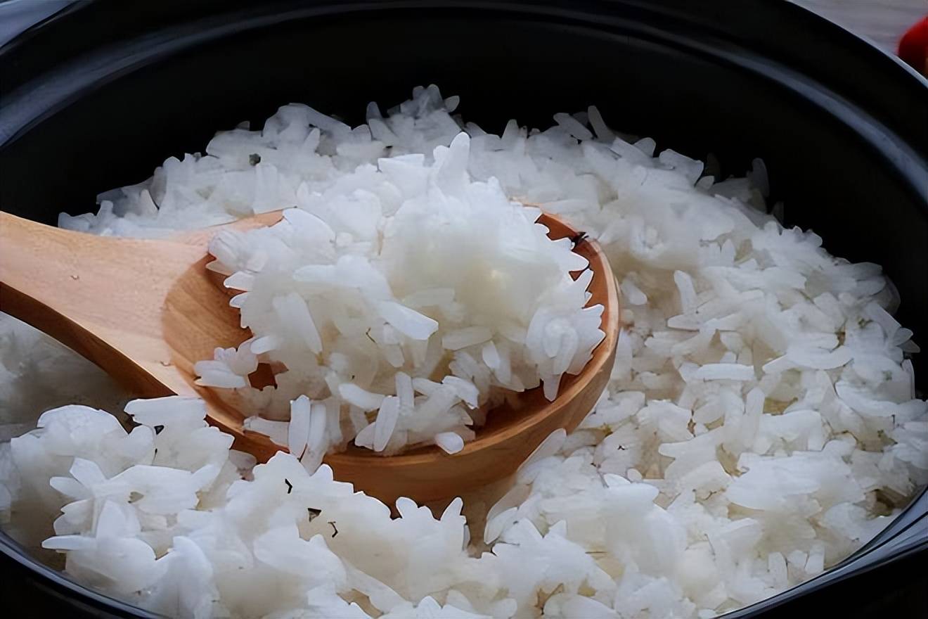 原创              控血糖“主食”排行榜新鲜出炉：白米饭排名垫底，它是糖友的首选