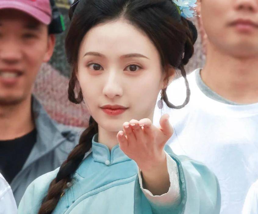 新《还珠》曝光！女主颜值获赞，男主造型劝退，网友：求别毁童年